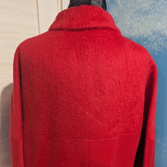 Vintage Red Women's Coat with Large Buttons, late 60s-70s. - Picture 8 of 15